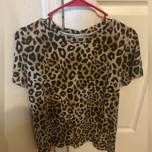 Victoria’s Secret Pink leopard print short sleeve tee shirt small